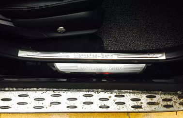 Çin Mercedes Benz GLC 2015 / Yan Kapı Itişme Plakası İçin Paslanmaz Çelik Kapı Eşik Plakaları Tedarikçi