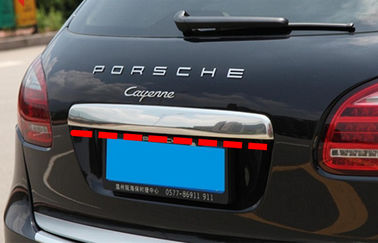 Çin Porsche Cayenne 2011 2012 2013 2014 Otomobil gövde trim parçaları Arka trim şeridi SS Tedarikçi
