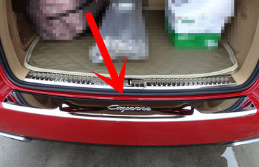 Çin Paslanmaz çelik kapı sill plakaları / Porsche Cayenne için dış orijinal arka pedal Tedarikçi