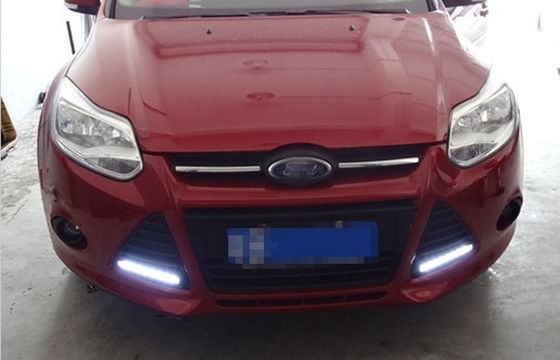 İyi bir fiyat. FORD FOCUS 2012 2013 2014 için LED Çıkış lambası çevrimiçi