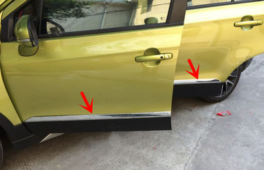 İyi bir fiyat. Plastik ABS Kromlu Yan Kapı Alt Çizgi Şerit 2014 Suzuki S-cross için çevrimiçi