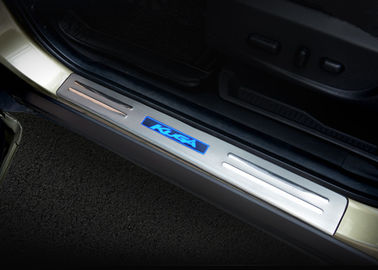 İyi bir fiyat. FORD 2013 2015 2017 KUGA / Escape Aydınlatıcı Kapı Salleri, LED Skuff Plate çevrimiçi