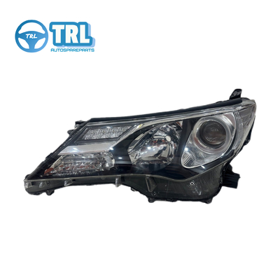 İyi bir fiyat. 8113042541 Toyota Rav4 LED / Halogen Ön Ve Arka Lamba Parça Numarası 8113042542 çevrimiçi