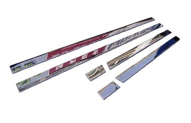 İyi bir fiyat. Porsche Cayenne 2011 2012 2013 2014 Otomotiv gövde trim parçaları yan kapı trim SS çevrimiçi